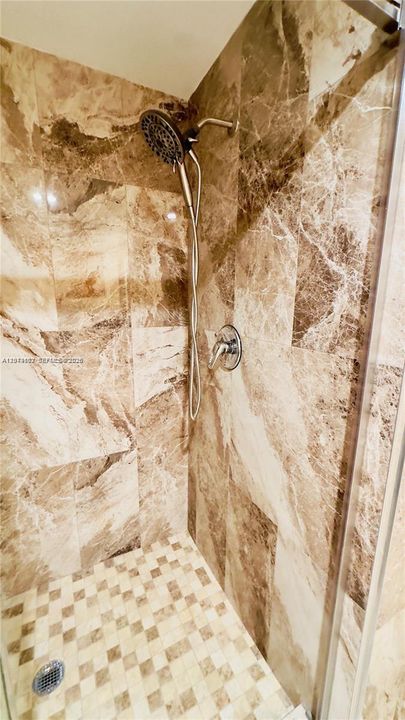 For Rent: $2,900 (2 beds, 2 baths, 1024 Square Feet)