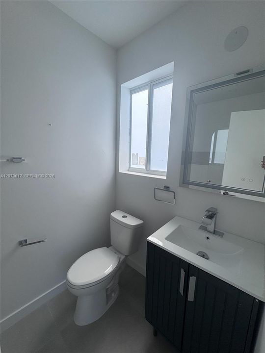 В аренду: $3,600 (2 спален, 2 ванн, 800 Квадратных фут)