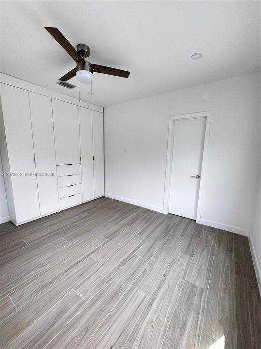 В аренду: $3,600 (2 спален, 2 ванн, 800 Квадратных фут)