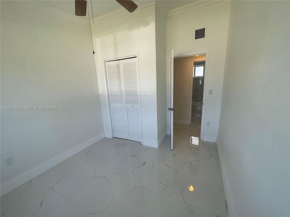 For Sale: $469,900 (3 beds, 1 baths, 1200 Square Feet)