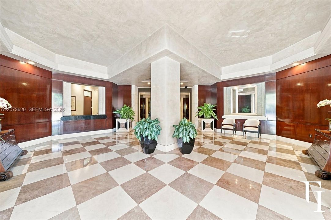 For Rent: $5,200 (1 beds, 2 baths, 1117 Square Feet)
