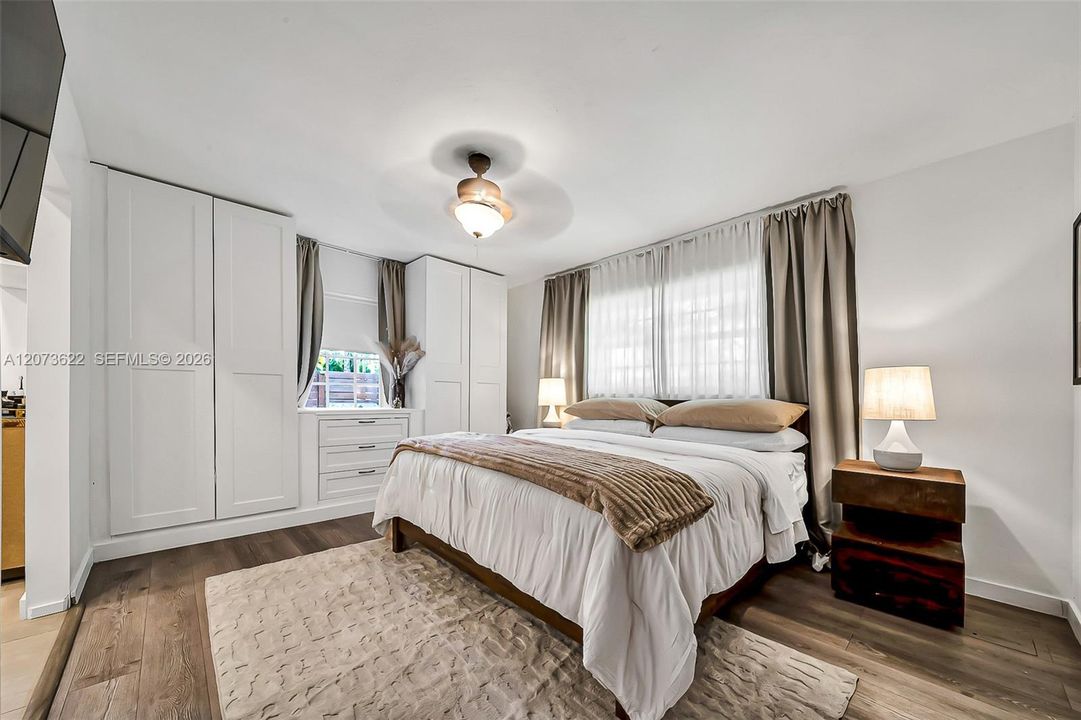 For Rent: $6,500 (3 beds, 3 baths, 1516 Square Feet)