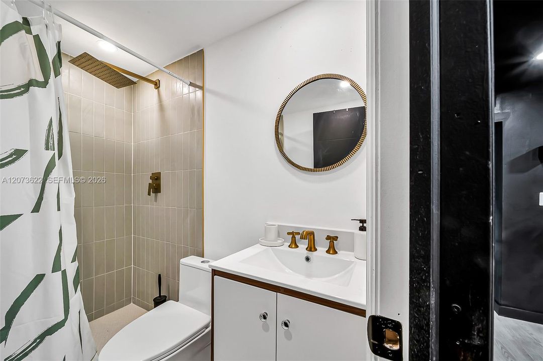 For Rent: $6,500 (3 beds, 3 baths, 1516 Square Feet)