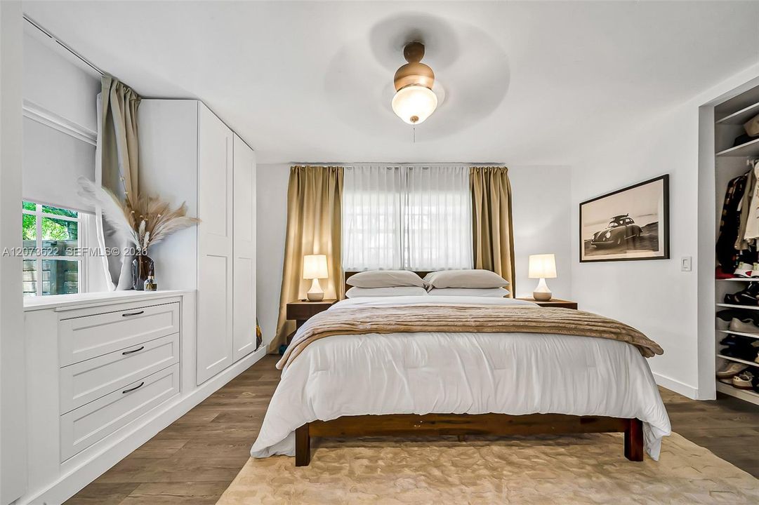 For Rent: $6,500 (3 beds, 3 baths, 1516 Square Feet)