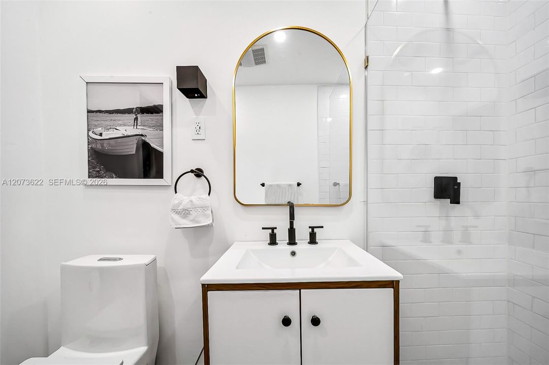 For Rent: $6,500 (3 beds, 3 baths, 1516 Square Feet)