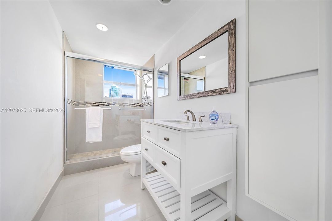 For Sale: $599,000 (2 beds, 2 baths, 1346 Square Feet)