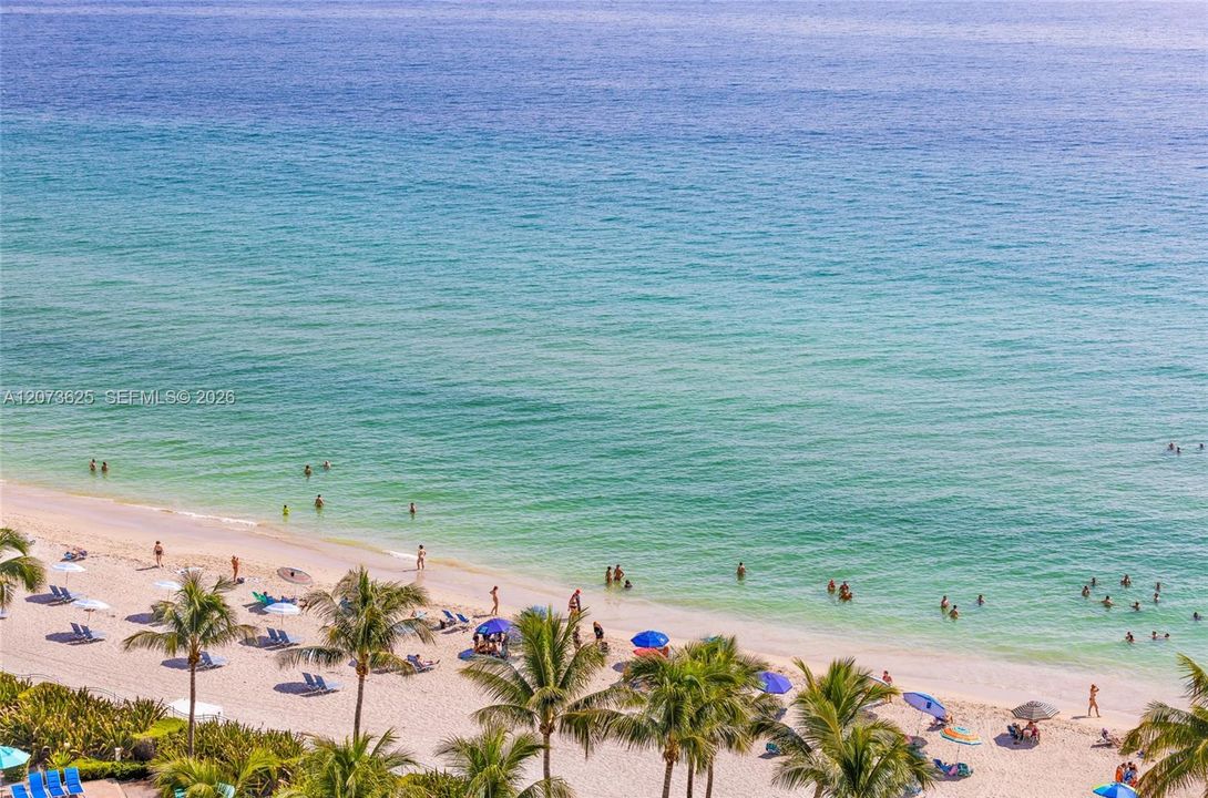 For Sale: $599,000 (2 beds, 2 baths, 1346 Square Feet)