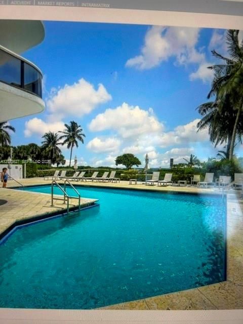 For Rent: $5,750 (2 beds, 2 baths, 1560 Square Feet)