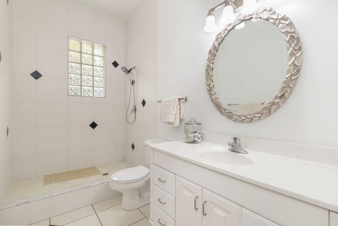 Guest House Bathroom