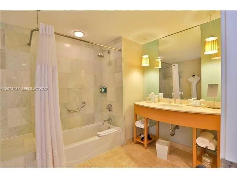 En Venta: $649,018 (1 camas, 1 baños, 688 Pies cuadrados)