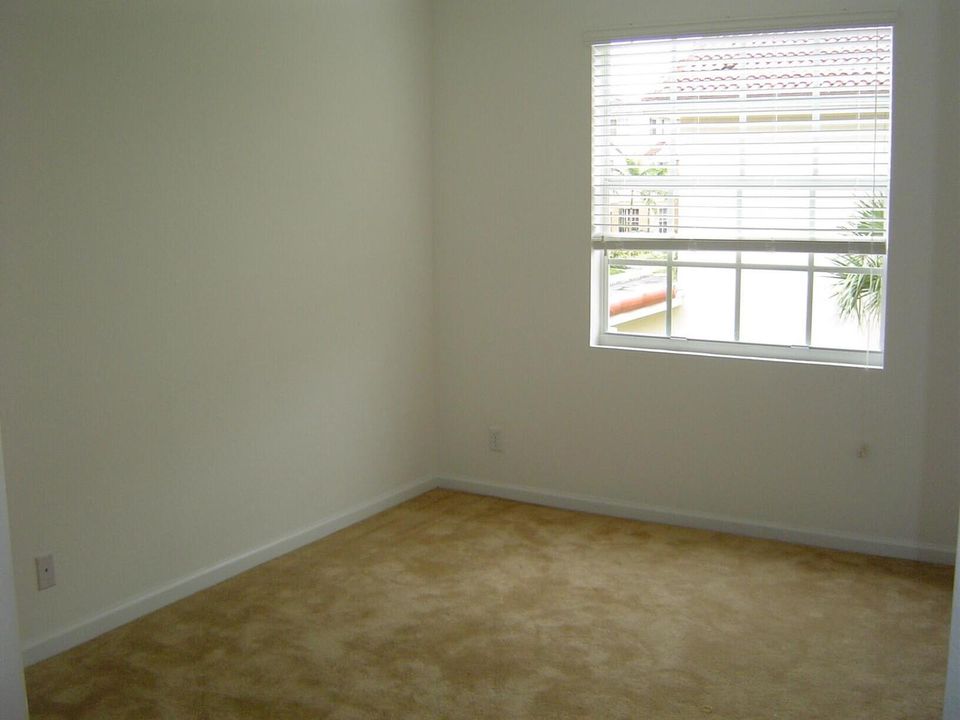 061101_Room