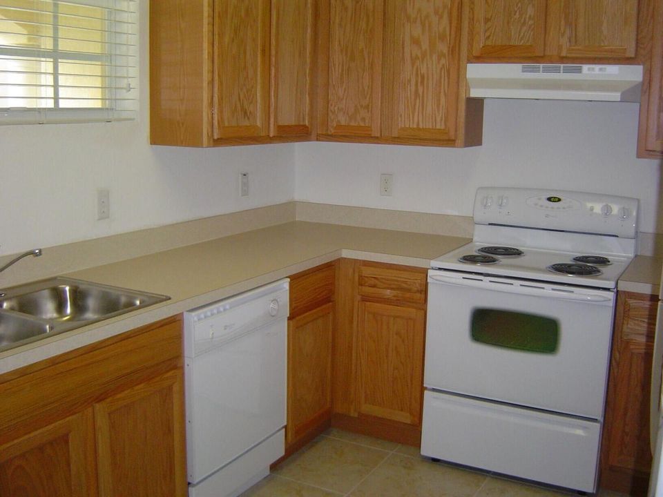 061102_Kitchen