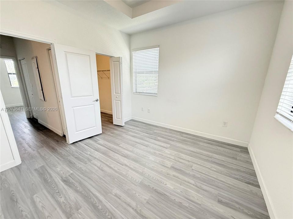 For Rent: $2,500 (3 beds, 3 baths, 1328 Square Feet)