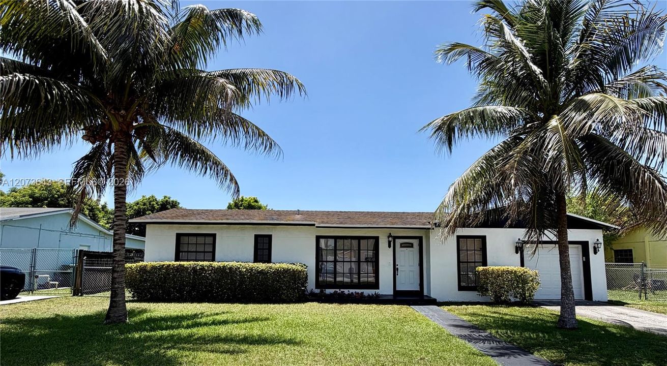 For Sale: $510,000 (3 beds, 1 baths, 1078 Square Feet)