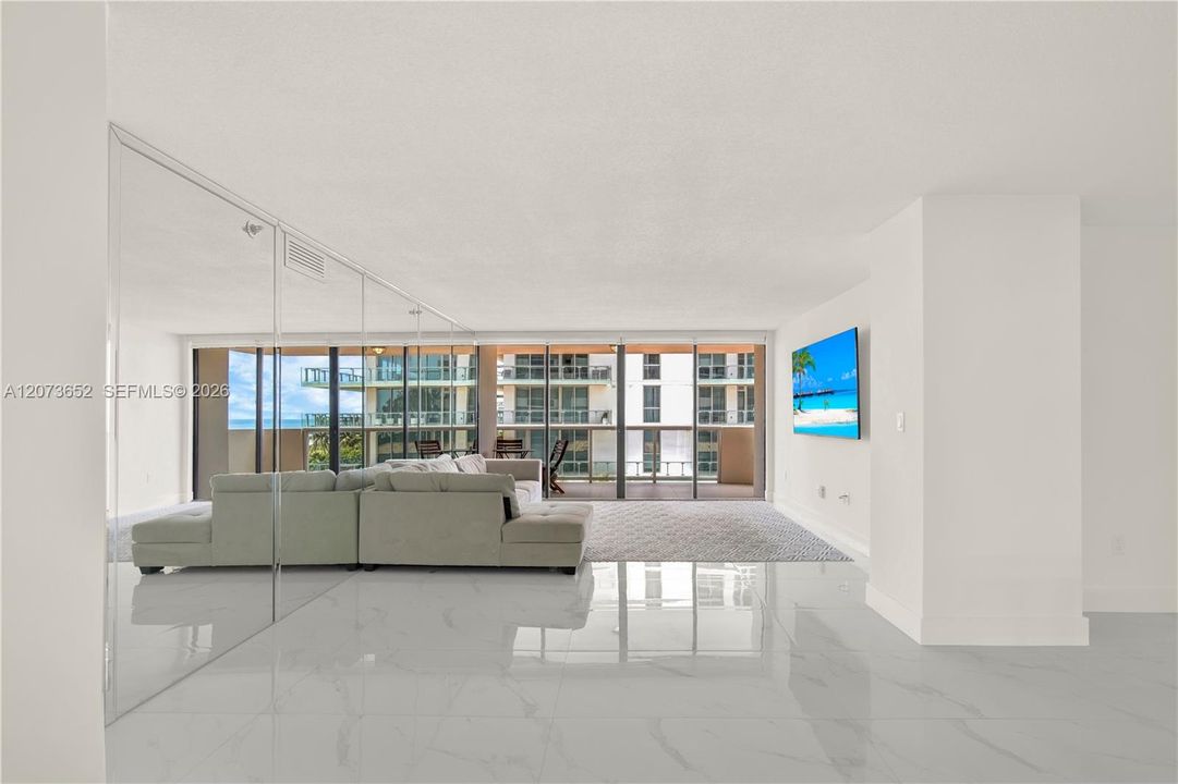 For Rent: $8,500 (2 beds, 2 baths, 1410 Square Feet)