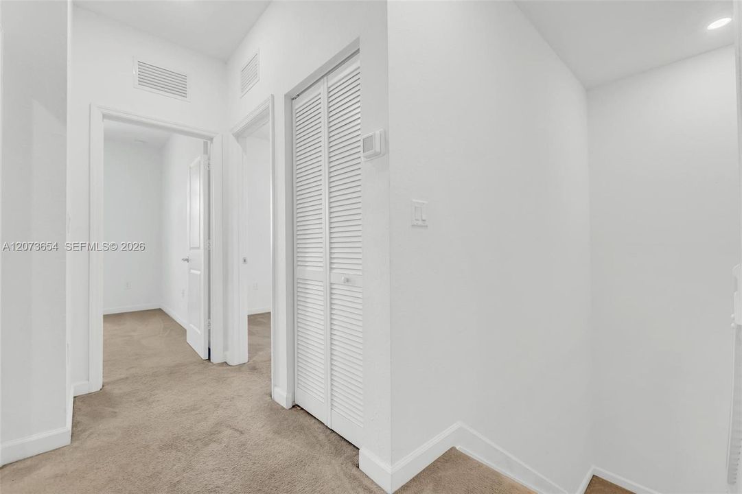 For Sale: $392,500 (3 beds, 2 baths, 1483 Square Feet)