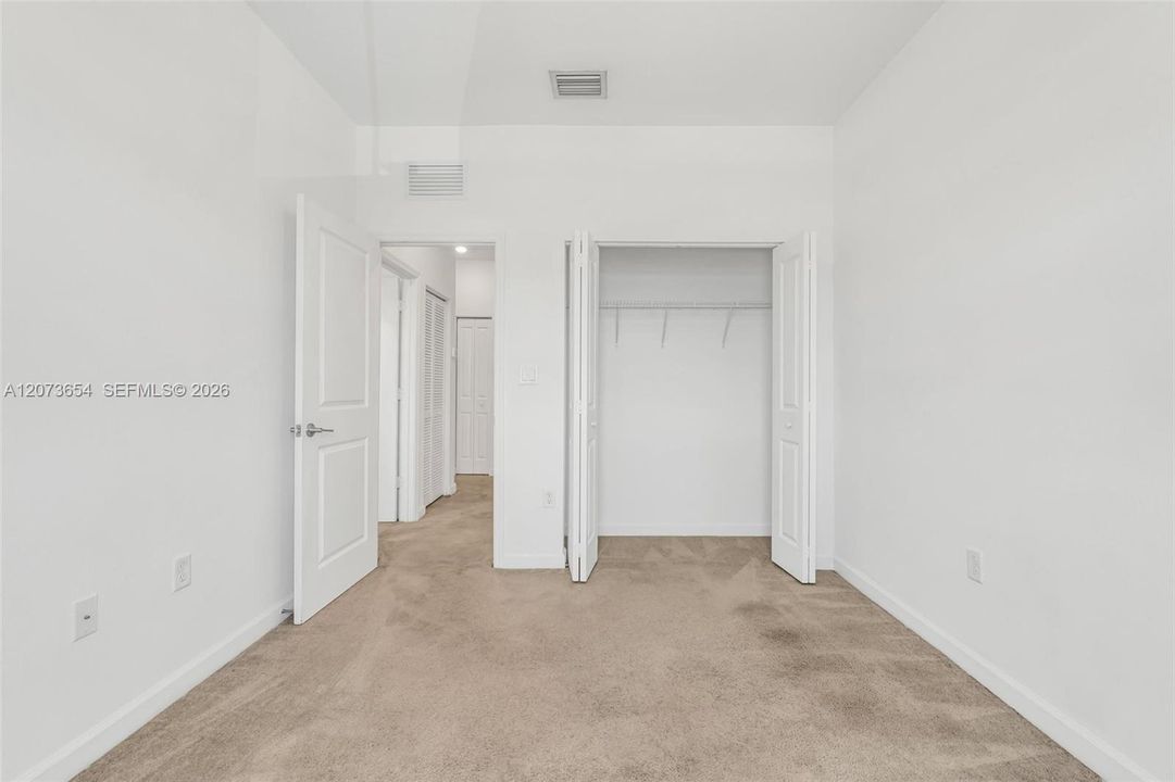 For Sale: $392,500 (3 beds, 2 baths, 1483 Square Feet)