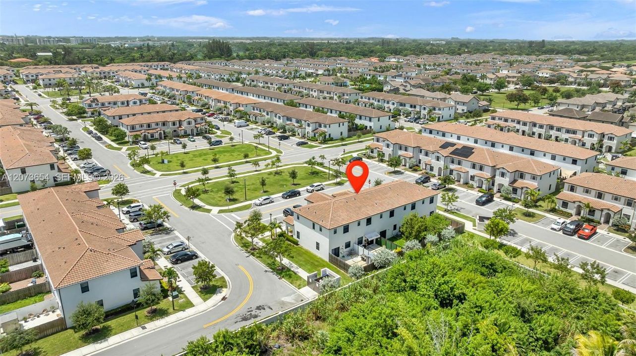 For Sale: $392,500 (3 beds, 2 baths, 1483 Square Feet)