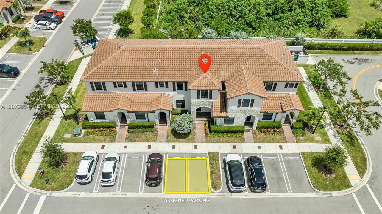 For Sale: $392,500 (3 beds, 2 baths, 1483 Square Feet)