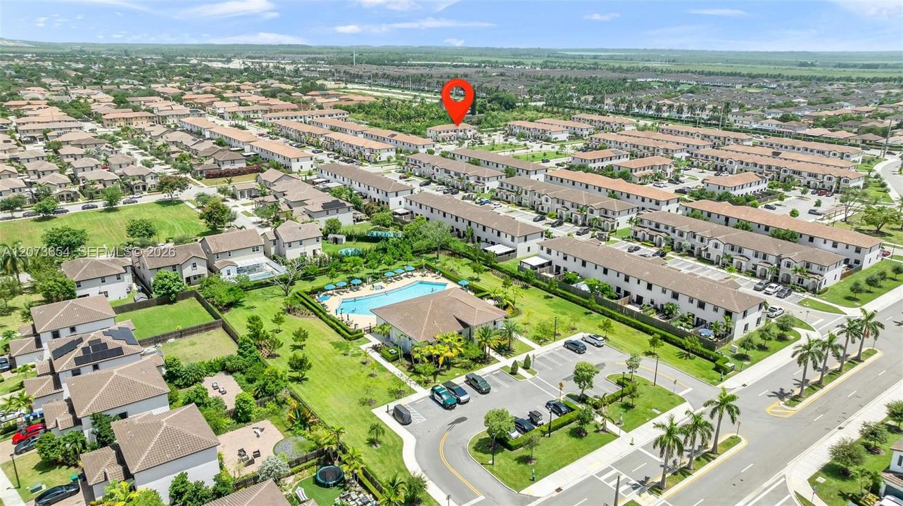 For Sale: $392,500 (3 beds, 2 baths, 1483 Square Feet)
