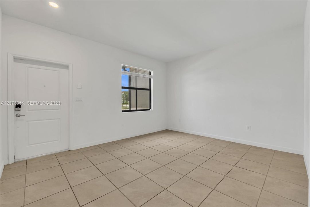 For Sale: $392,500 (3 beds, 2 baths, 1483 Square Feet)