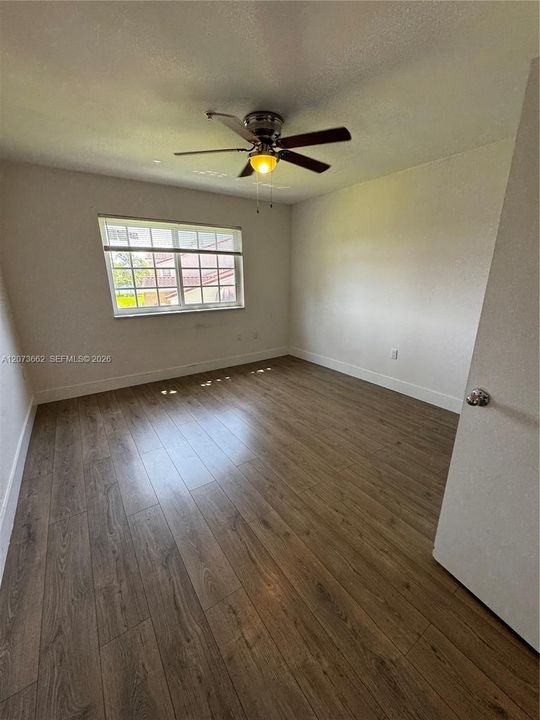 For Rent: $2,500 (2 beds, 2 baths, 966 Square Feet)