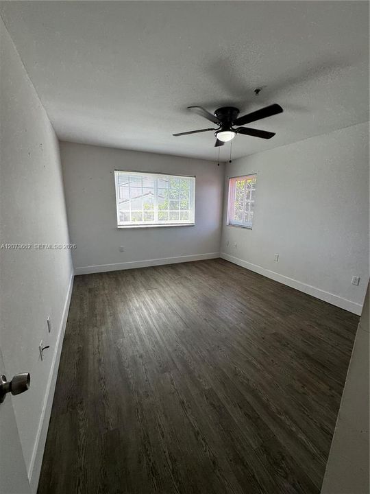 For Rent: $2,500 (2 beds, 2 baths, 966 Square Feet)