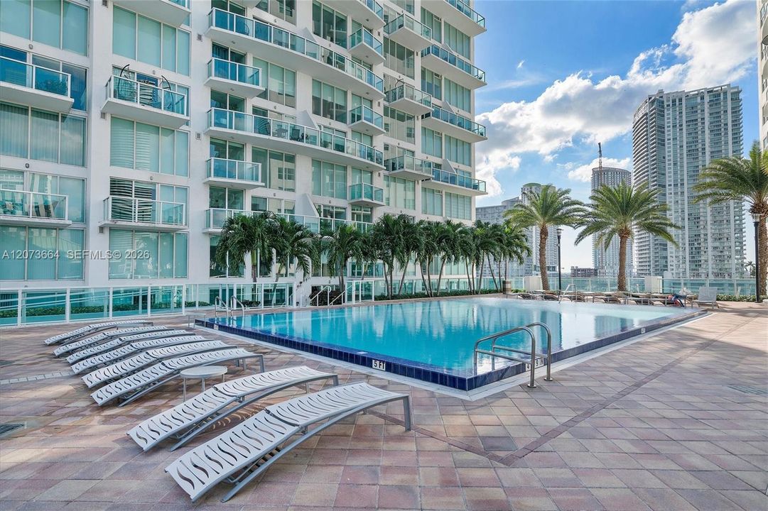 En Venta: $600,000 (1 camas, 1 baños, 981 Pies cuadrados)