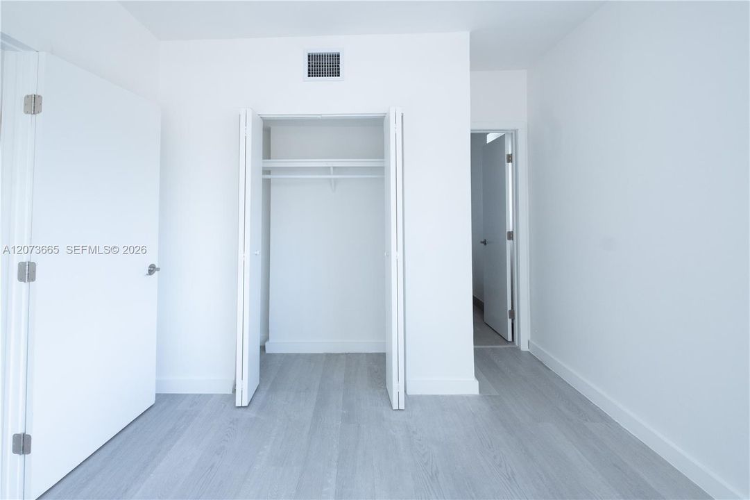 В аренду: $2,100 (1 спален, 1 ванн, 860 Квадратных фут)
