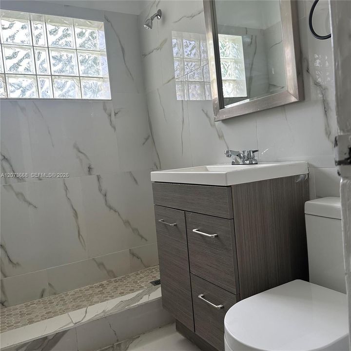 For Rent: $2,800 (2 beds, 1 baths, 1148 Square Feet)
