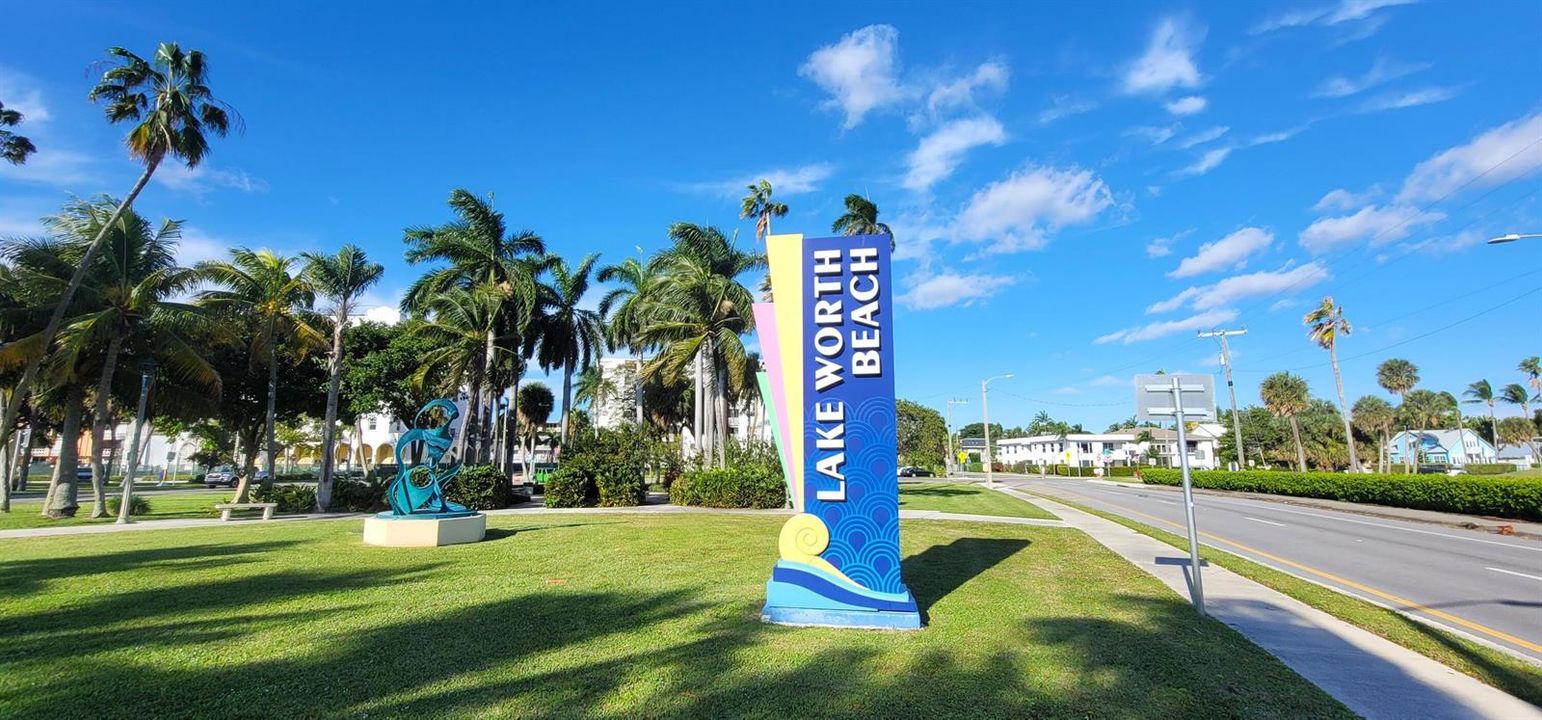 Lake Worth Beach Sign New
