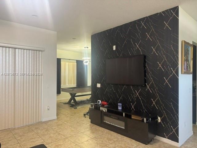 En Venta: $299,000 (3 camas, 2 baños, 0 Pies cuadrados)