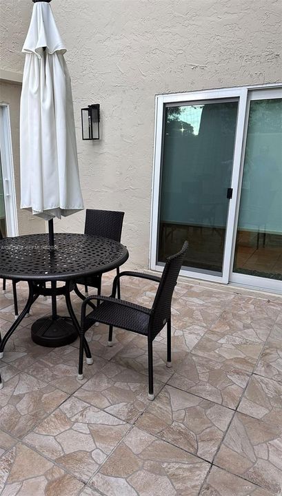 For Sale: $459,777 (4 beds, 2 baths, 1934 Square Feet)