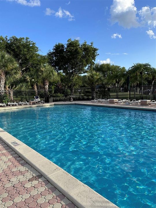 For Sale: $459,777 (4 beds, 2 baths, 1934 Square Feet)