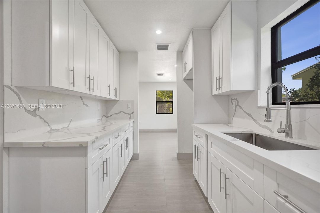 For Rent: $3,300 (3 beds, 3 baths, 1500 Square Feet)