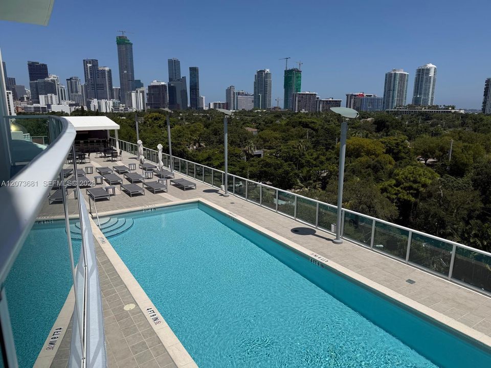 For Rent: $3,600 (2 beds, 2 baths, 1091 Square Feet)
