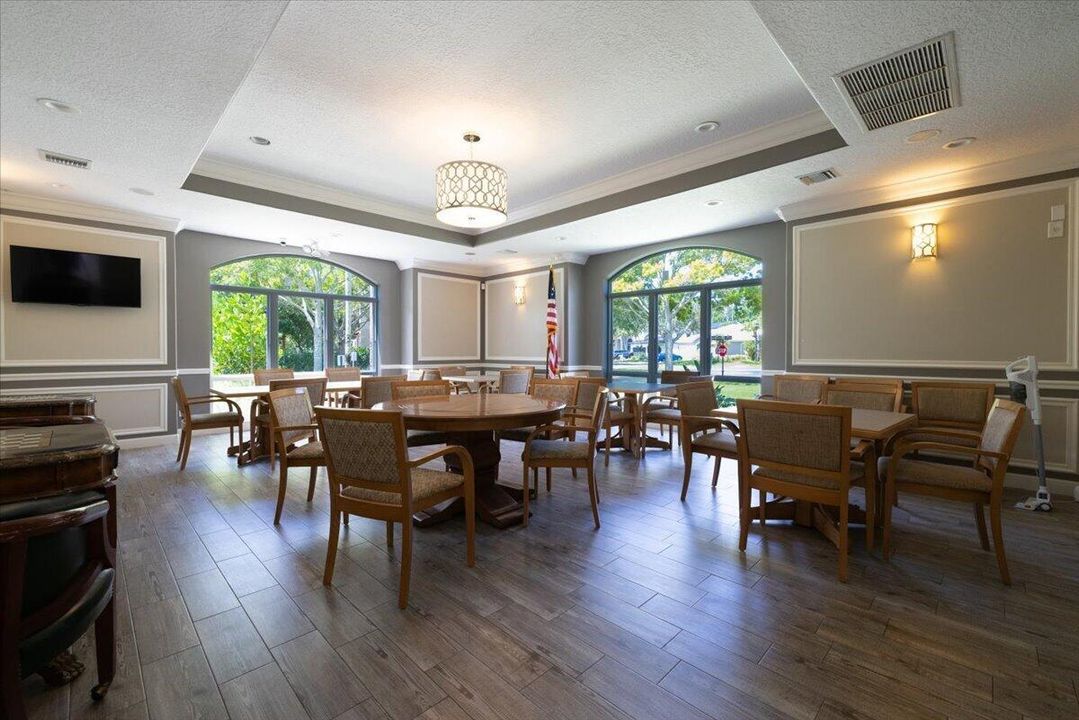 51-4841 N Classical Blvd X--9