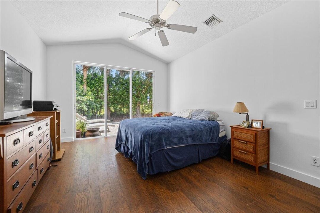 27-4841 N Classical Blvd A-0632