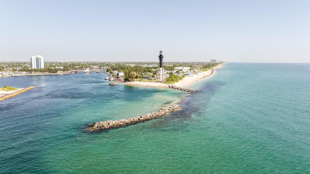 Light House/Beach