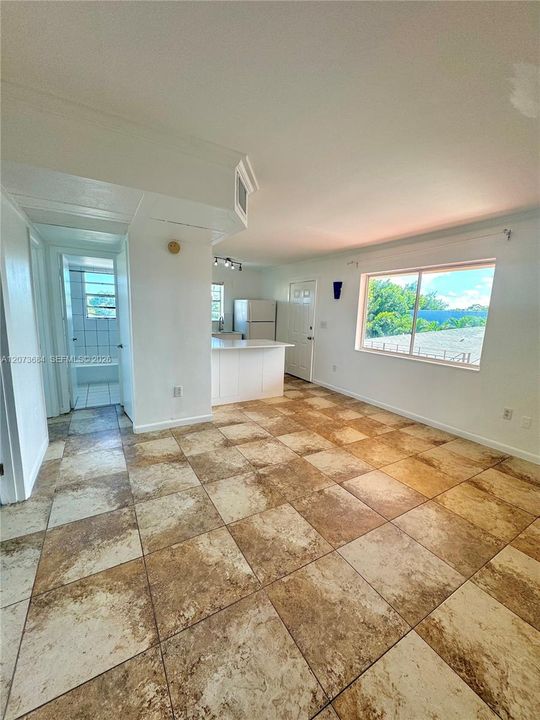 En Venta: $225,000 (2 camas, 1 baños, 510 Pies cuadrados)