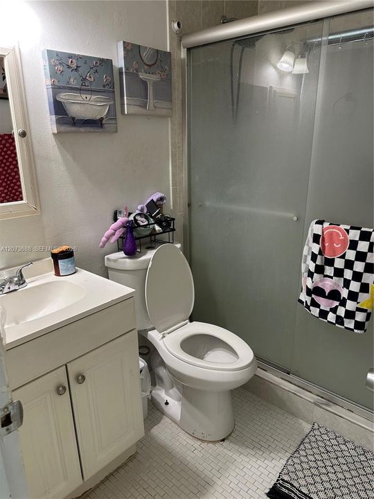 For Sale: $625,000 (3 beds, 1 baths, 1058 Square Feet)