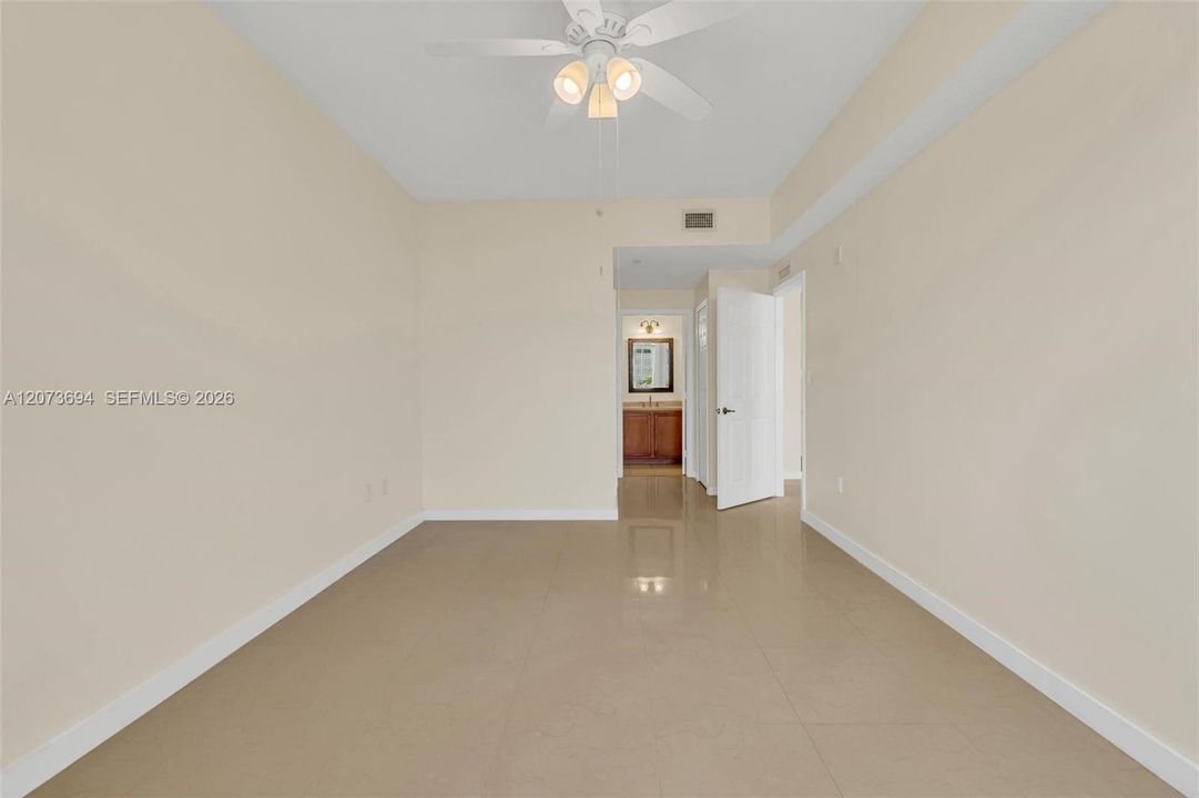 For Rent: $2,600 (2 beds, 2 baths, 1285 Square Feet)