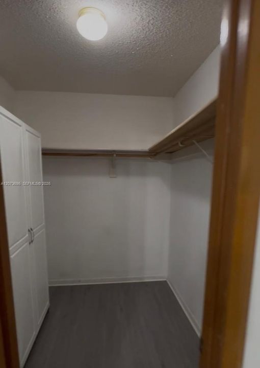 В аренду: $1,800 (1 спален, 1 ванн, 600 Квадратных фут)