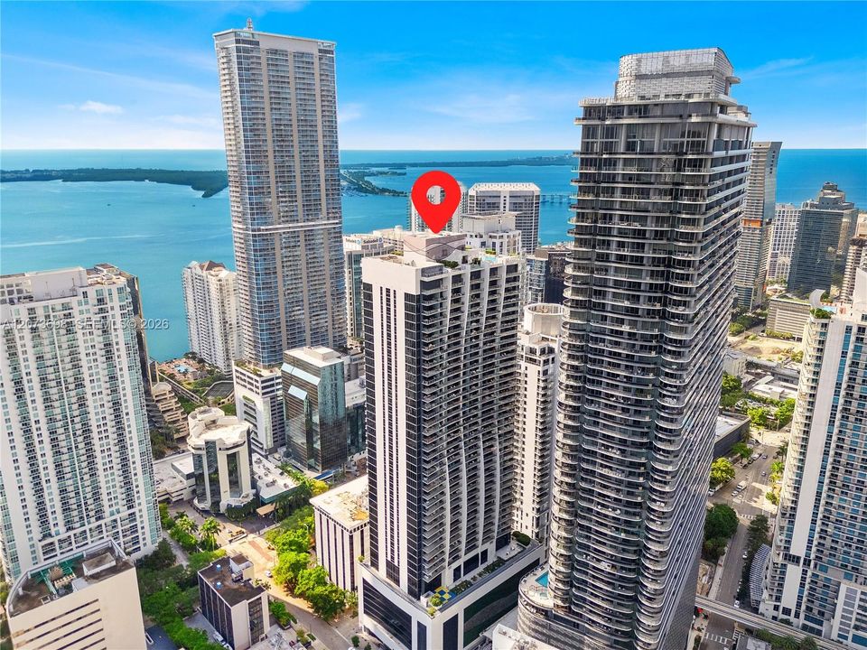 В аренду: $4,950 (1 спален, 1 ванн, 975 Квадратных фут)