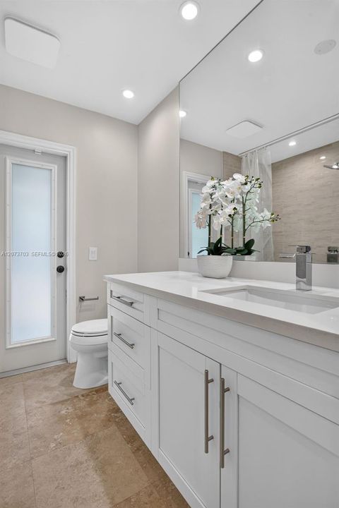 For Sale: $815,000 (4 beds, 3 baths, 2553 Square Feet)
