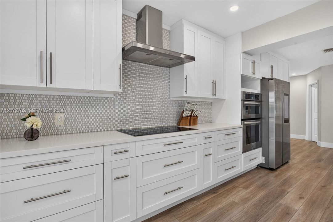 For Sale: $815,000 (4 beds, 3 baths, 2553 Square Feet)