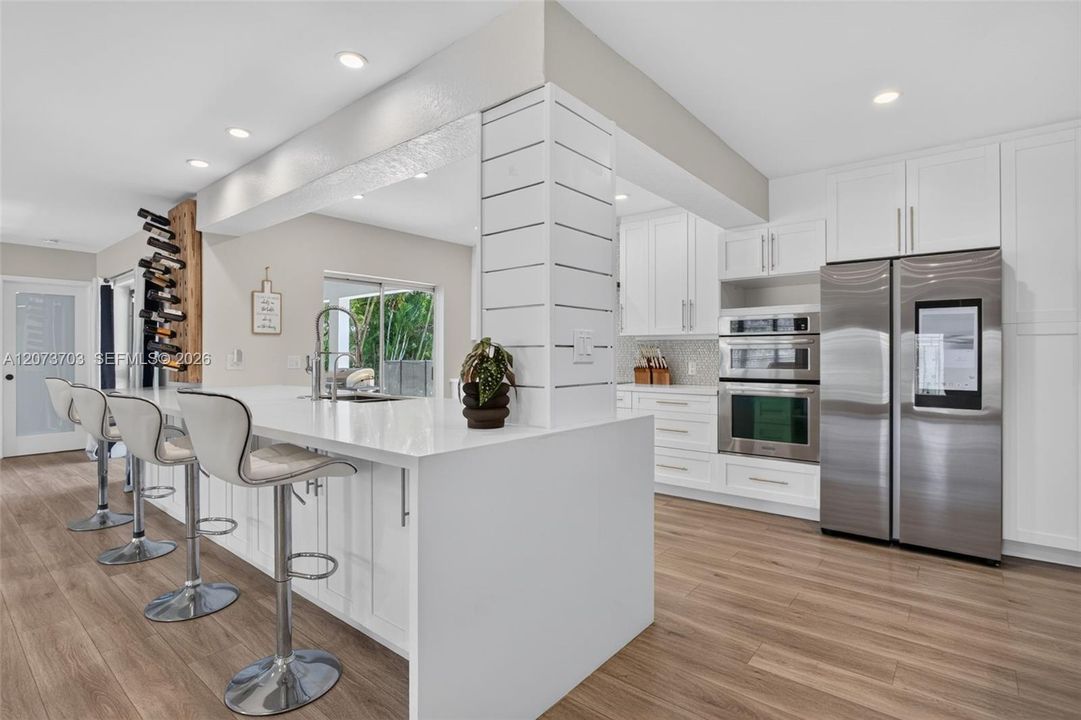For Sale: $815,000 (4 beds, 3 baths, 2553 Square Feet)
