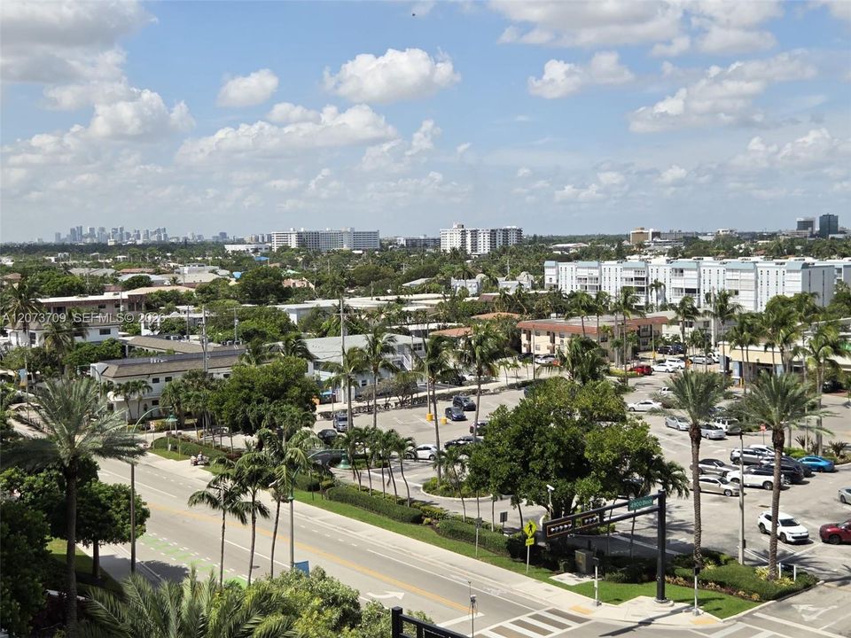 For Sale: $1,100,000 (2 beds, 2 baths, 1760 Square Feet)