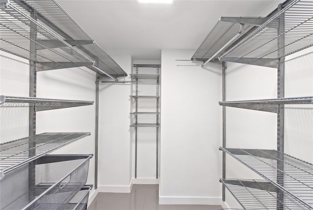 В аренду: $2,200 (1 спален, 1 ванн, 741 Квадратных фут)