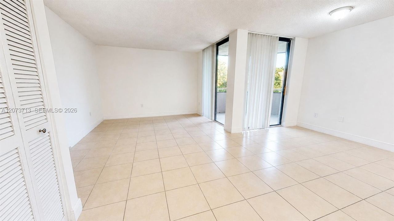 En Venta: $180,000 (1 camas, 1 baños, 796 Pies cuadrados)